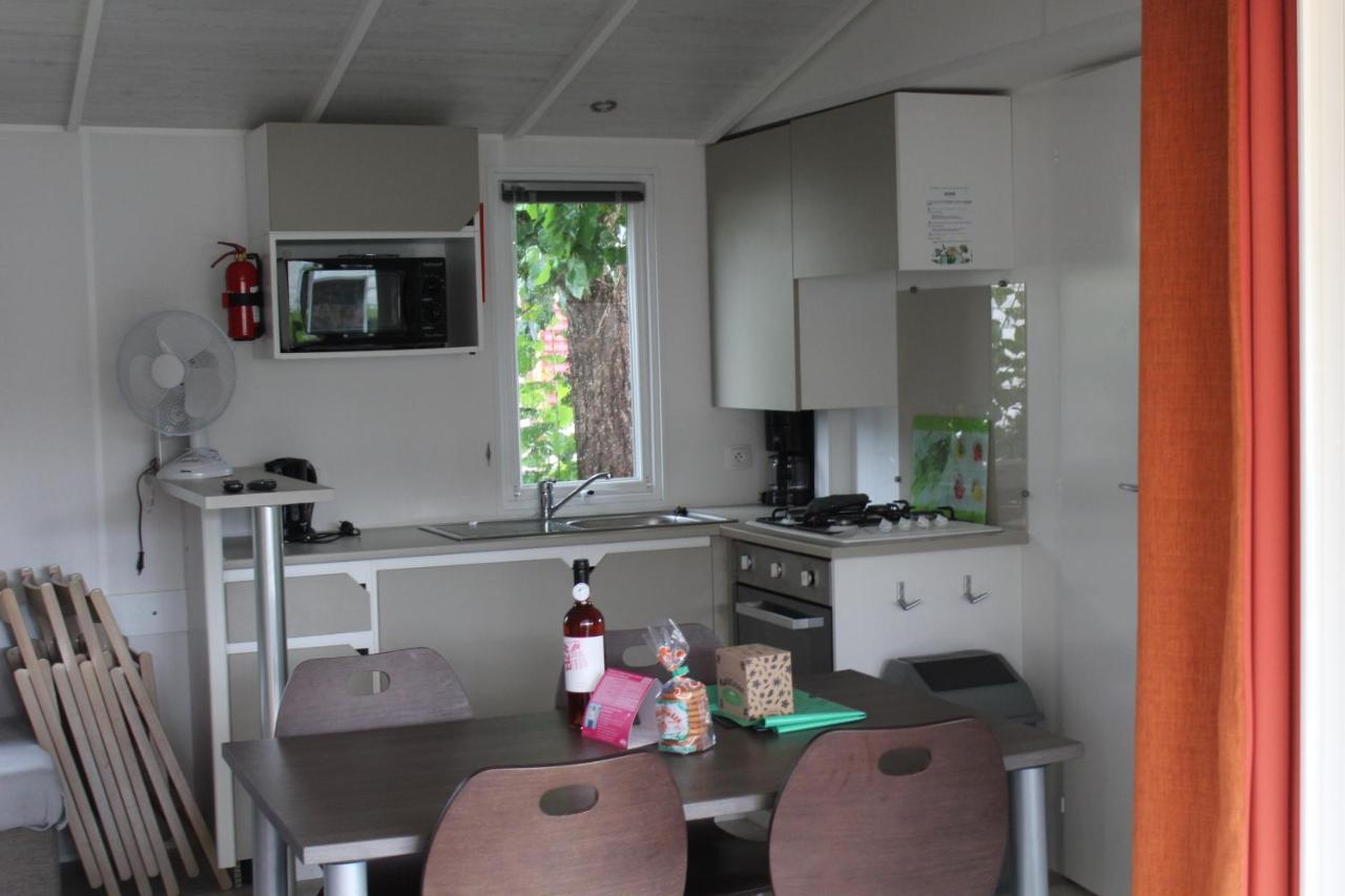 Les Mobiles Homes De La Palmyre Les Mathes Exterior foto