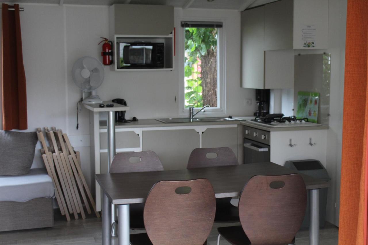 Les Mobiles Homes De La Palmyre Les Mathes Exterior foto