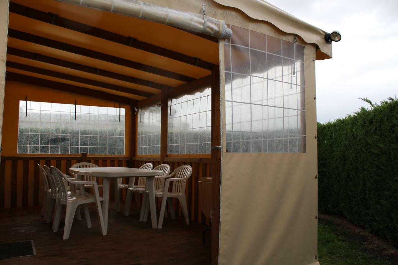 Les Mobiles Homes De La Palmyre Les Mathes Exterior foto