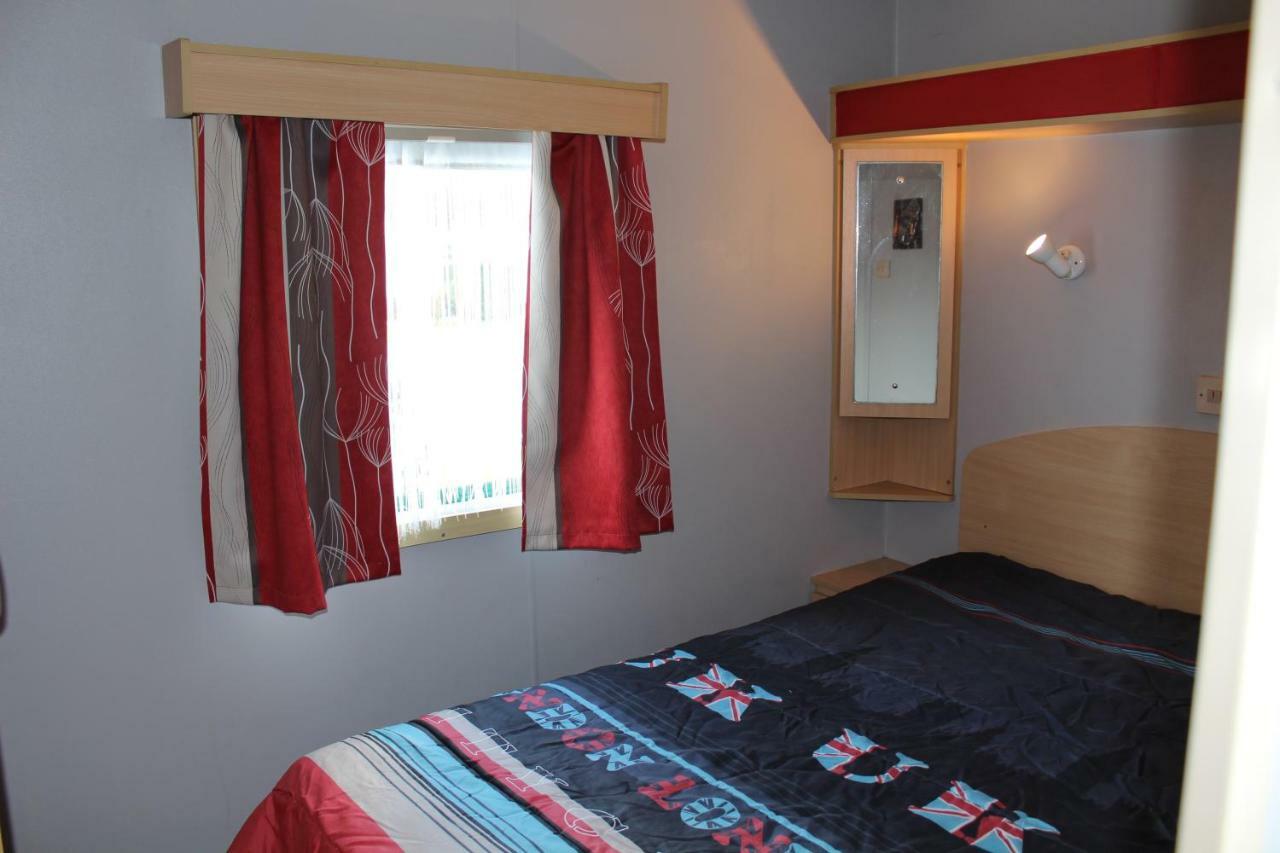 Les Mobiles Homes De La Palmyre Les Mathes Exterior foto