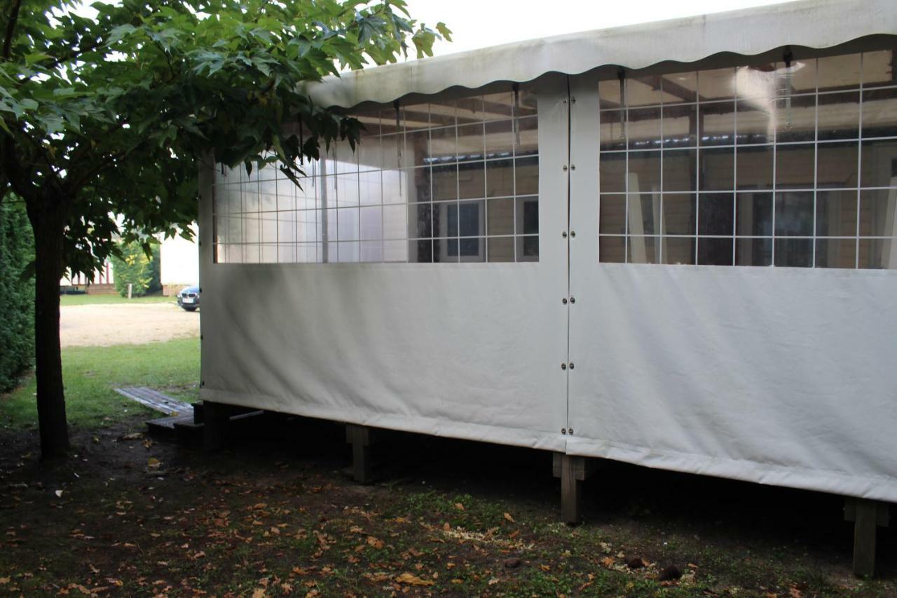 Les Mobiles Homes De La Palmyre Les Mathes Exterior foto
